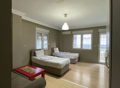 Khan's B&B Hotel