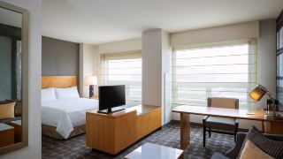 renaissance-chicago-o-hare-suites-hotel