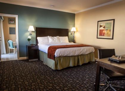 Marinwood Inn & Suites