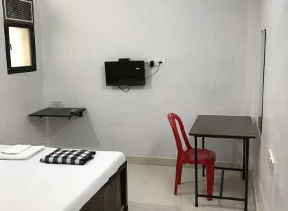 威望旅館及青年旅館