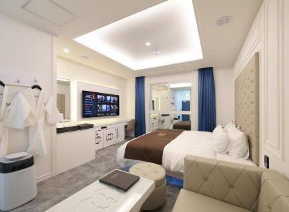 양주 욜로 드라이브인 호텔