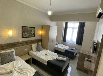 Denizhan Hotel