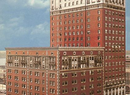 DoubleTree Suites by Hilton Hotel Detroit Downtown - Fort Shelby