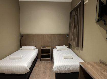 Aston City Hotel