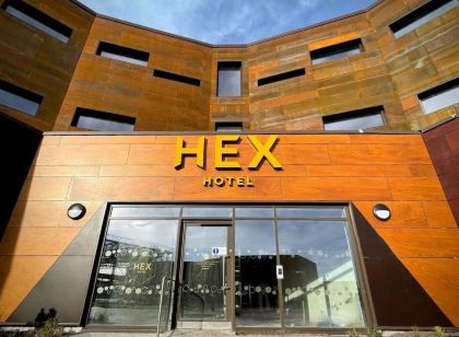 Hex Wildlife Hotel at Yorkshire Wildlife Park