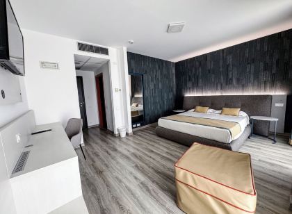 Mediterranea Hotel & Convention Center