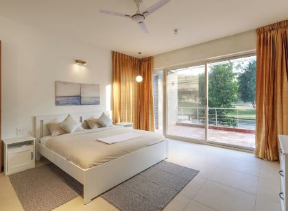 Golf View Home by Stayjade