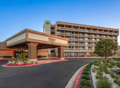Holiday Inn OXNARD - VENTURA by IHG