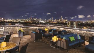 doubletree-suites-by-hilton-hotel-boston-cambridge