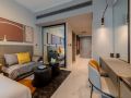 mag-318-luxury-studio-downtown-view