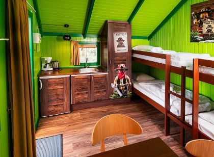 Legoland Wilderness Barrels & Cabins