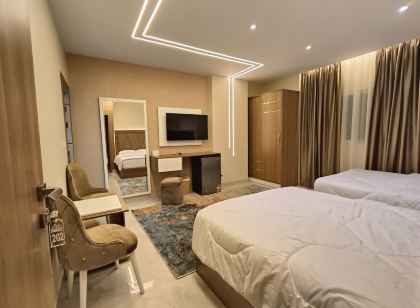 Discover Pyramids Inn