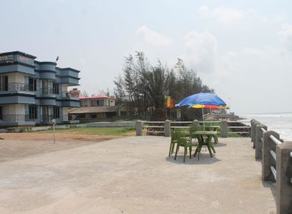 Arya Beach Resort
