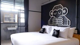 blu-monkey-hub-and-hotel-suratthani