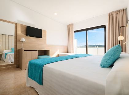 AzuLine Hotel Bergantin