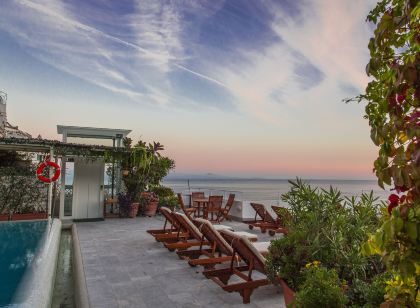 Hotel Marina Riviera