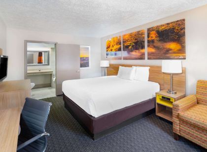 庫克維爾溫德姆戴斯飯店