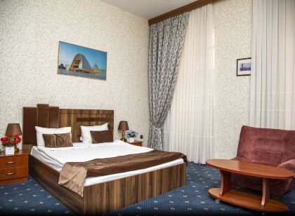 Du Port Hotel