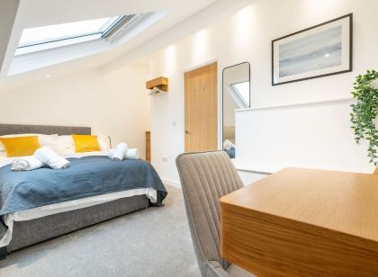 The Botanical Flat 1