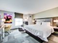 hampton-inn-and-suites-fort-worth-downtown