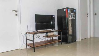 2br-bassura-city-apartment-near-shopping-mall-by-travelio