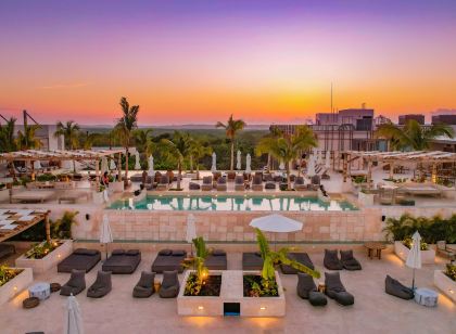 Motto by Hilton Tulum