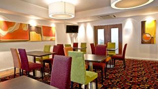 holiday-inn-express-birmingham-south-a45