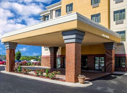 Spark by Hilton Cincinnati Fairfield