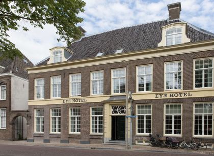 Eye Hotel