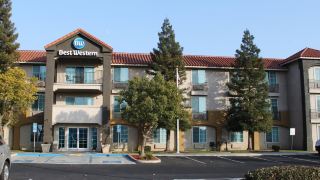 best-western-visalia-hotel