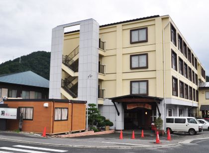 ホテル龍泉洞愛山