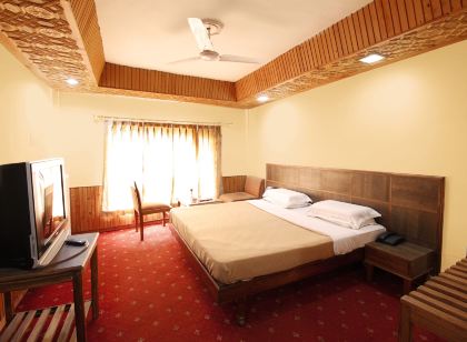 Vardaan Hotels - PatniTop