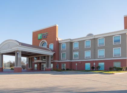 Holiday Inn Express & Suites GAINESVILLE by IHG