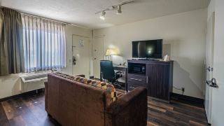 super-8-by-wyndham-el-paso-airport