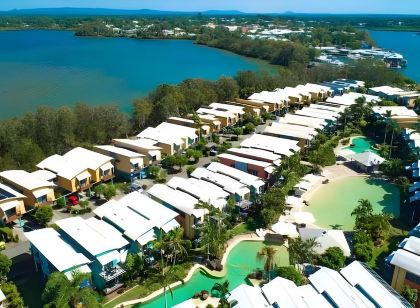 Noosa Lakes Resort
