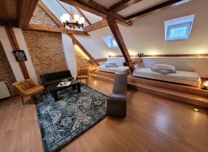 Main Square Apartments & More