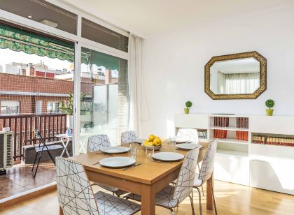 Sants-Les Corts Galileu