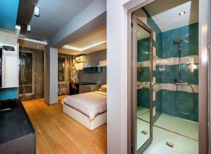 Sofia Luxury 3-Bed Penthouse Apartment Sleeps 6