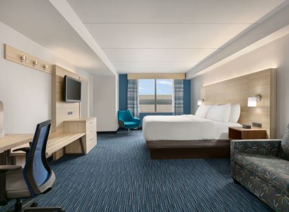 Holiday Inn Express & Suites Norfolk Airport