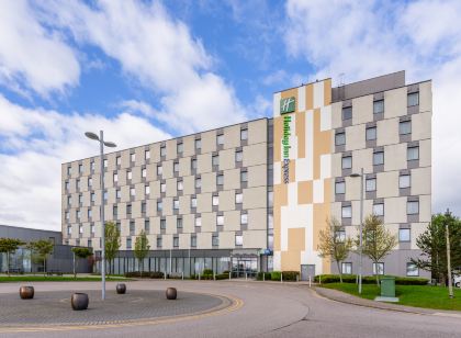 Holiday Inn Express Aberdeen Airport