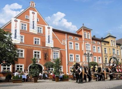 Gasthaus & Hotel zum ERDINGER Weißbräu Erding