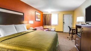 quality-inn-holbrook