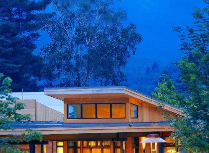 Topnotch Resort