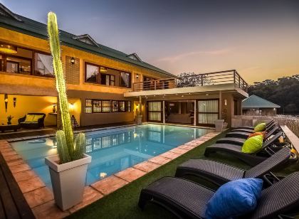 Bambuu Lakeside Lodge