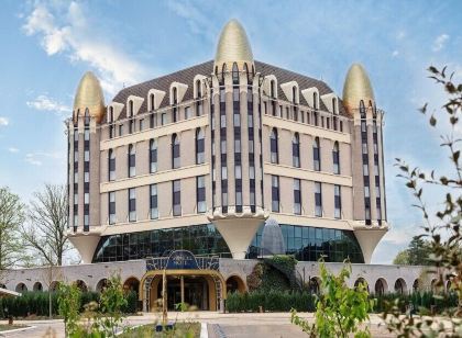 Efteling Wonder Hotel - Theme Park Tickets Included