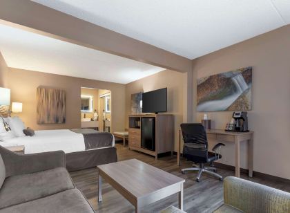 Best Western Plus Landing View Inn Suites