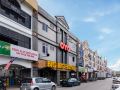 oyo-89355-big-big-hotel
