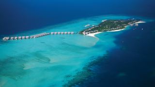 four-seasons-resort-maldives-at-landaa-giraavaru