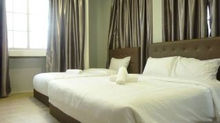 the-b-hotel
