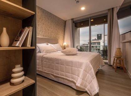 HOUZE Stay & Residences by AVA